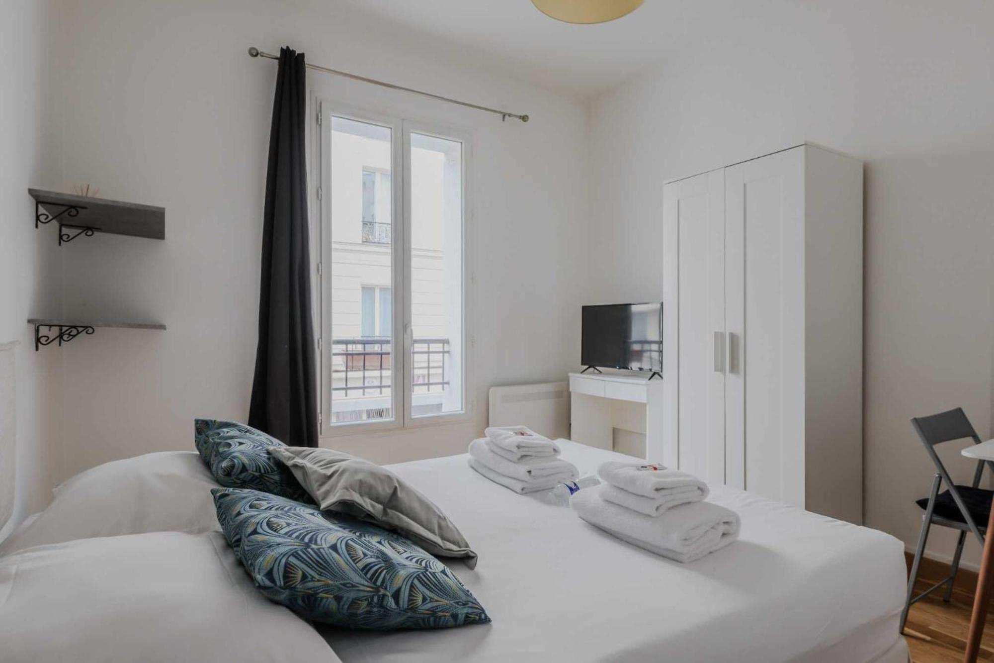Joli Studio Pour 2 Personnes - Levallois-Perret Luaran gambar